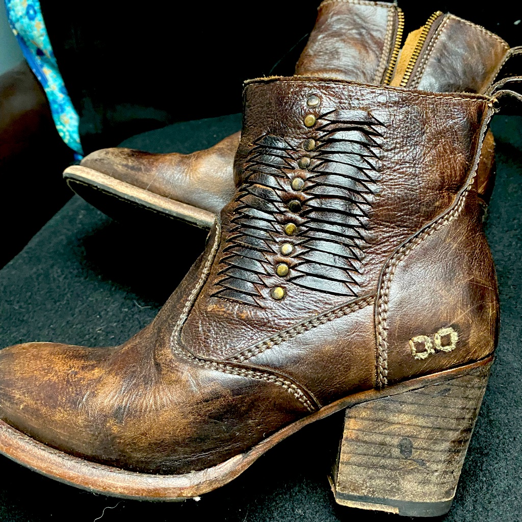 Bedstu Leather Booties